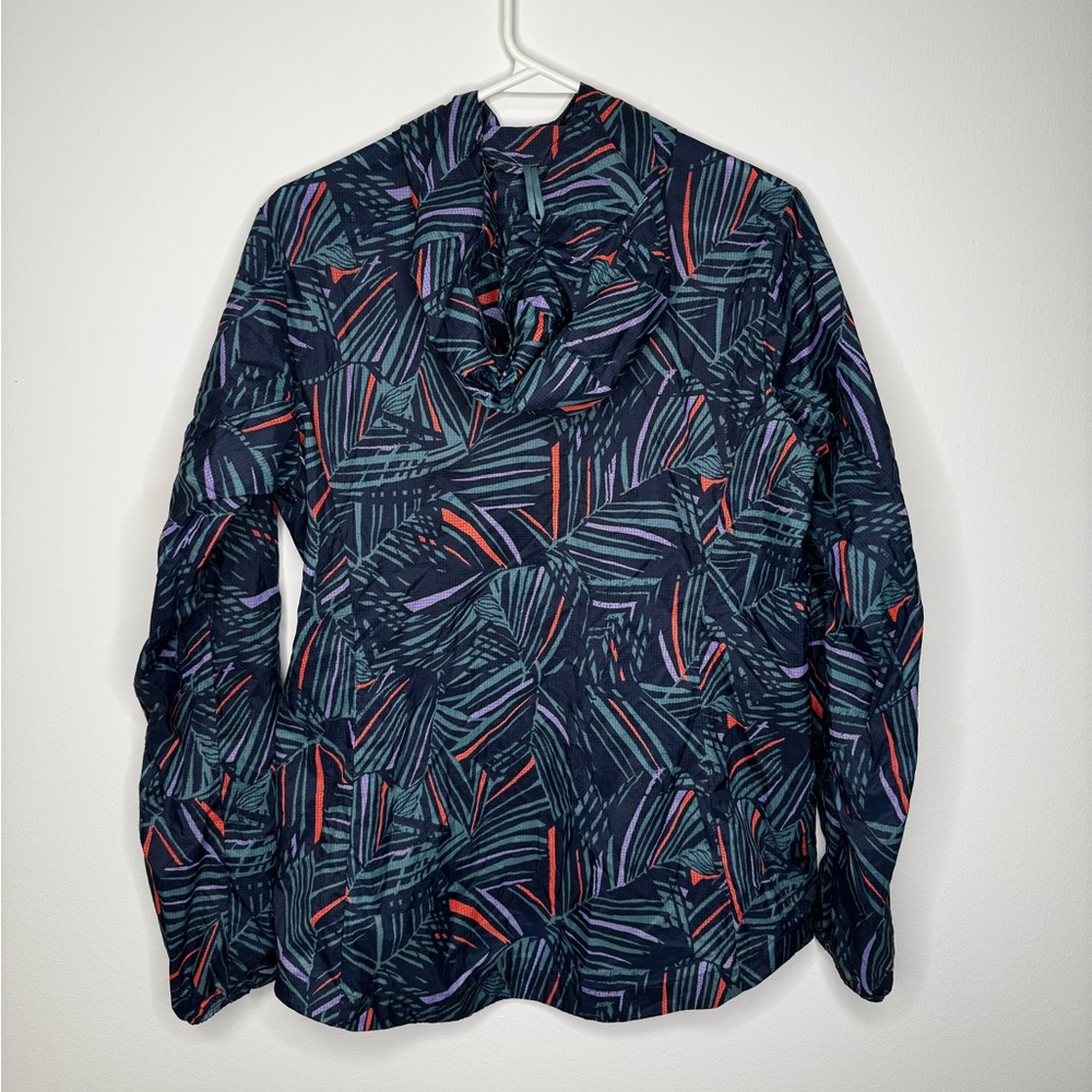 Patagonia Women’s Houdini Windbreaker Jacket in Rain Fern Multi Classic Navy - Picture 3 of 5